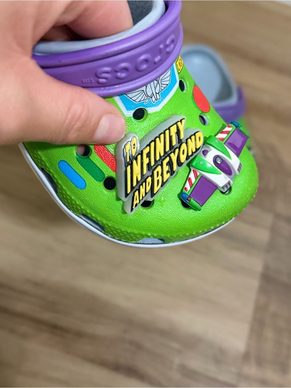 Crocs Kids Toy Story Buzz Lightyear Classic Clogs Lime Green Purple Size 10 10C - Picture 7 of 11